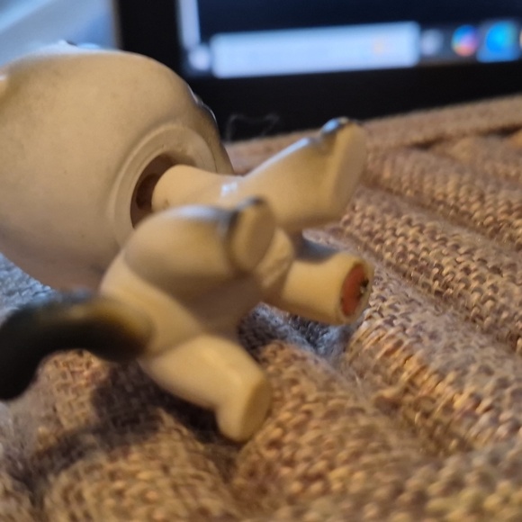 AUTHENTIC Littlest Pet Shop #5 Siamese Cat Black w/ Blue Eyes- RARE- - Picture 2 of 4